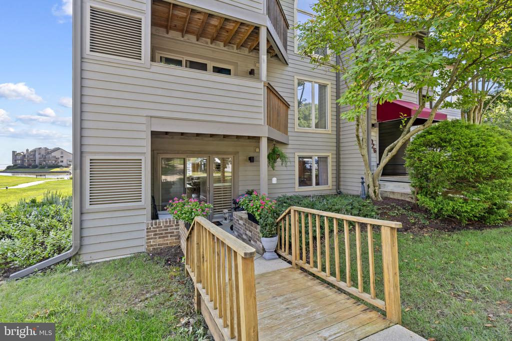 CHESAPEAKE HARBOUR WATER VIEWS | 7026 CHANNEL VILLAGE COURT Unit: T2