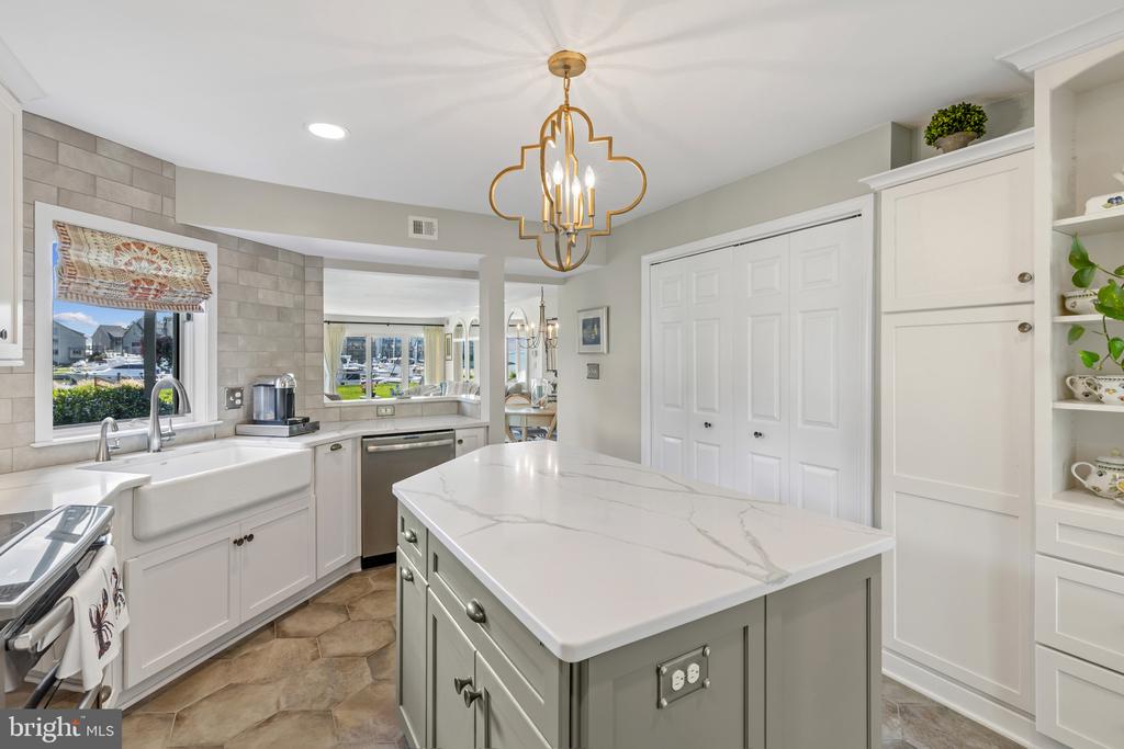 CHESAPEAKE HARBOUR WATER VIEWS | 7026 CHANNEL VILLAGE COURT Unit: T2