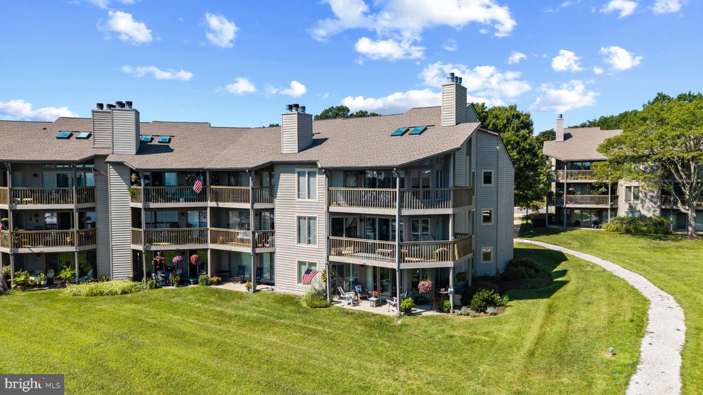 CHESAPEAKE HARBOUR WATER VIEWS | 7026 CHANNEL VILLAGE COURT Unit: T2