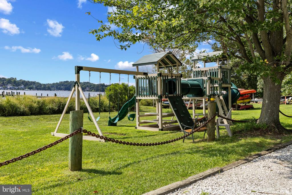 WINCHESTER ON THE SEVERN | 1505 RIVERDALE DRIVE