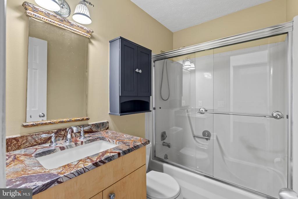ANNAPOLIS WATERFRONT HOME | 2915 SOUTH COURT