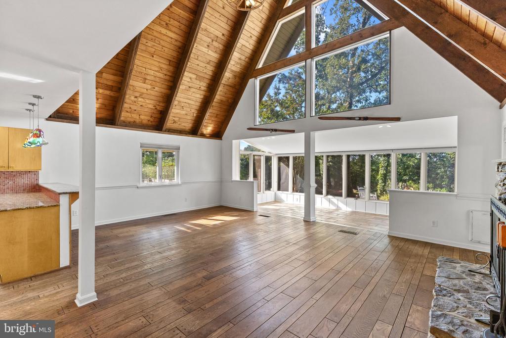 ANNAPOLIS WATERFRONT HOME | 2915 SOUTH COURT