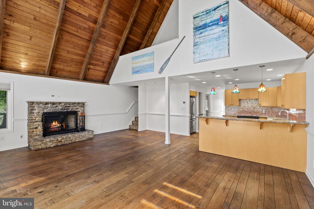 ANNAPOLIS WATERFRONT HOME | 2915 SOUTH COURT