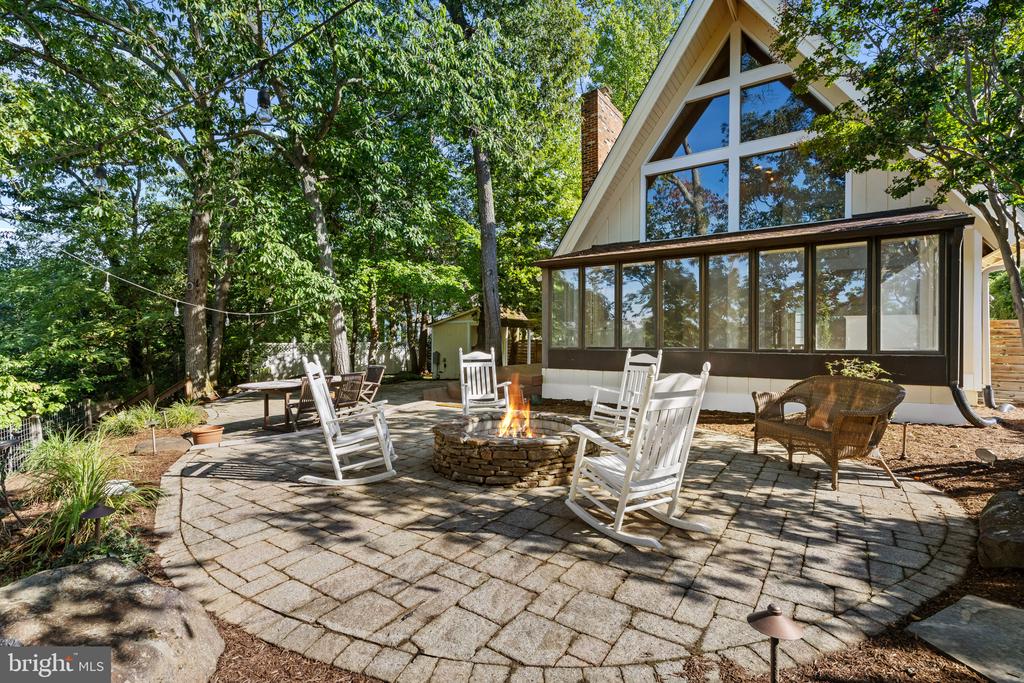 ANNAPOLIS WATERFRONT HOME | 2915 SOUTH COURT