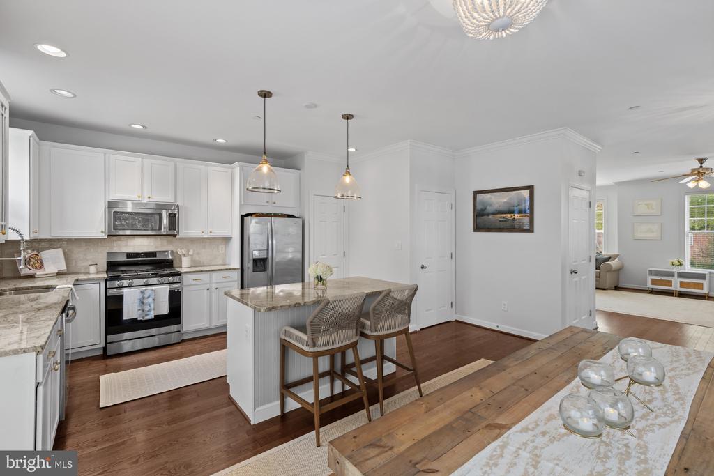 101 CARRAWAY LANE
