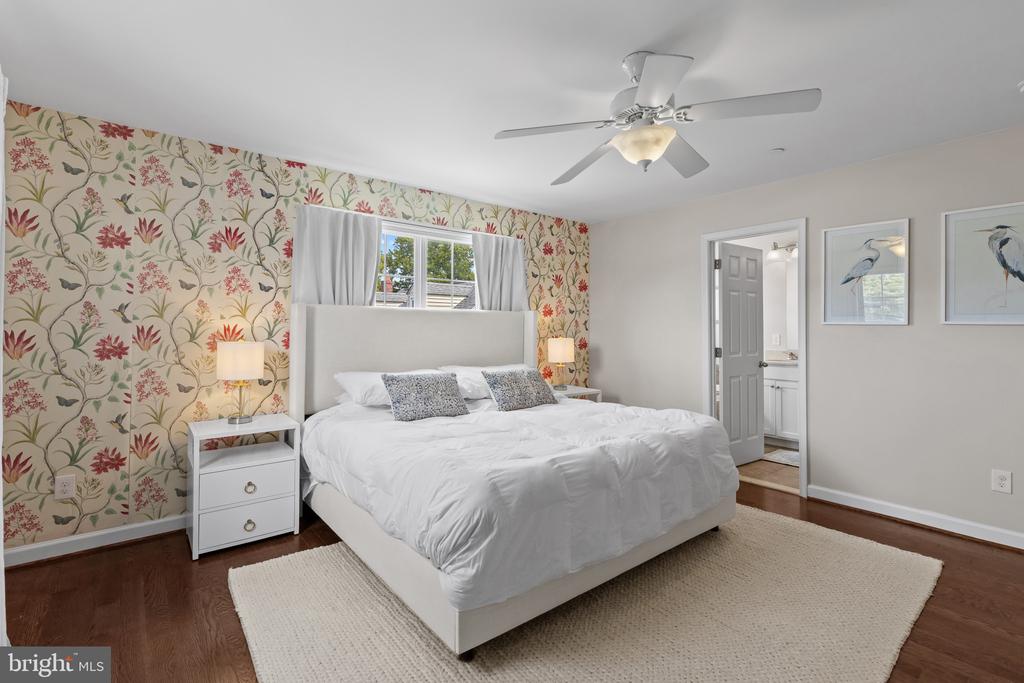 101 CARRAWAY LANE