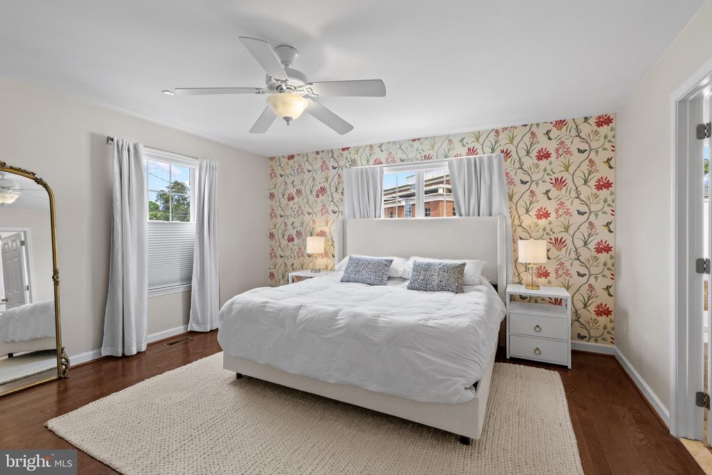 101 CARRAWAY LANE