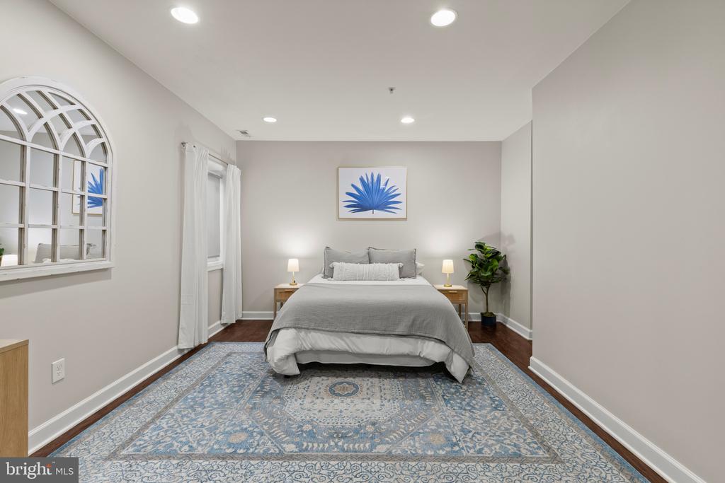 101 CARRAWAY LANE