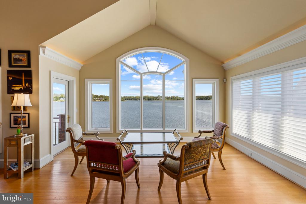 SOUTH RIVER WATERFRONT | 720 SOUTH RIVER LANDING ROAD