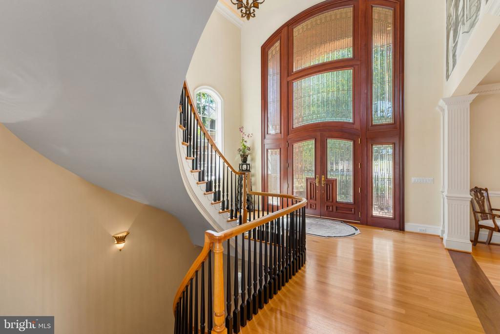 SOUTH RIVER WATERFRONT | 720 SOUTH RIVER LANDING ROAD