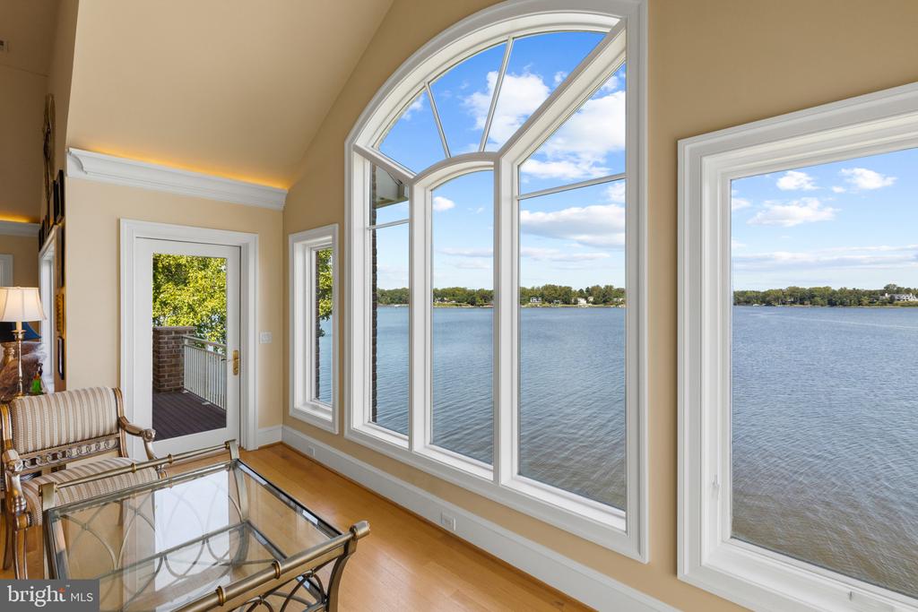 SOUTH RIVER WATERFRONT | 720 SOUTH RIVER LANDING ROAD