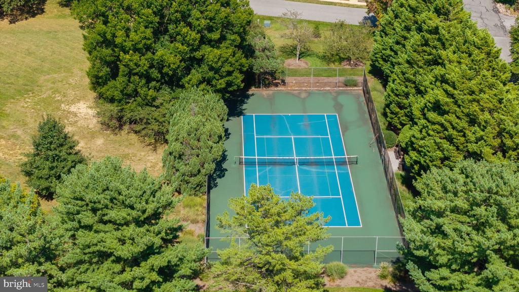 SOUTH RIVER WATERFRONT | 720 SOUTH RIVER LANDING ROAD