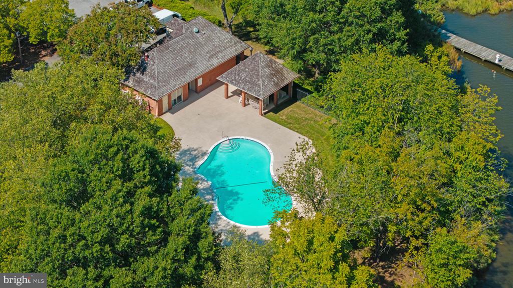 SOUTH RIVER WATERFRONT | 720 SOUTH RIVER LANDING ROAD