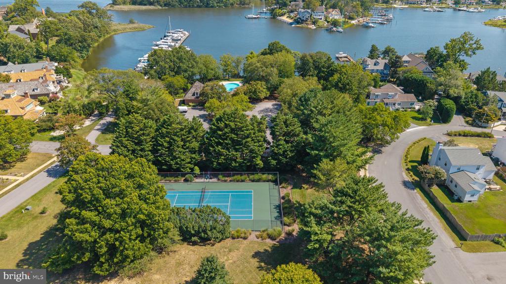 SOUTH RIVER WATERFRONT | 720 SOUTH RIVER LANDING ROAD