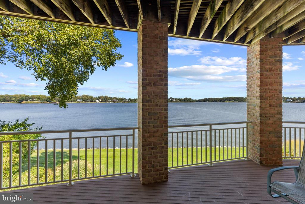 SOUTH RIVER WATERFRONT | 720 SOUTH RIVER LANDING ROAD