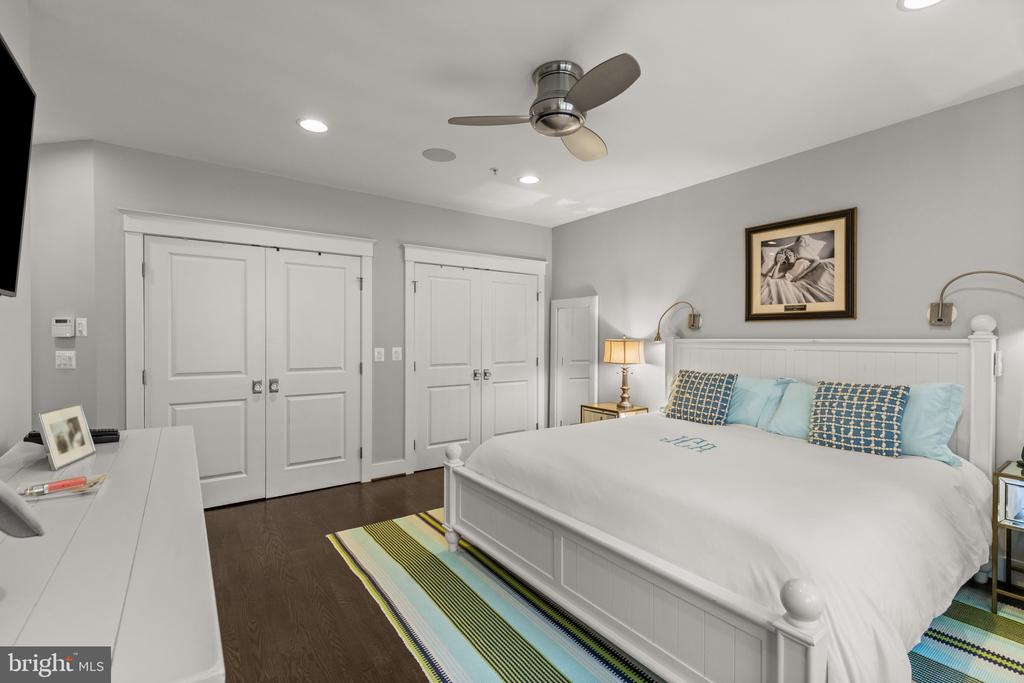 CHARMING RENOVATED EASTPORT CRAFTSMAN | 507 1ST STREET