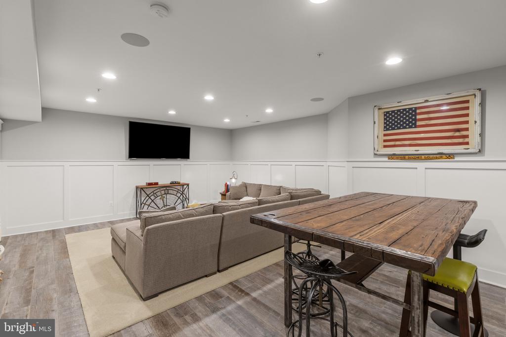 CHARMING RENOVATED EASTPORT CRAFTSMAN | 507 1ST STREET