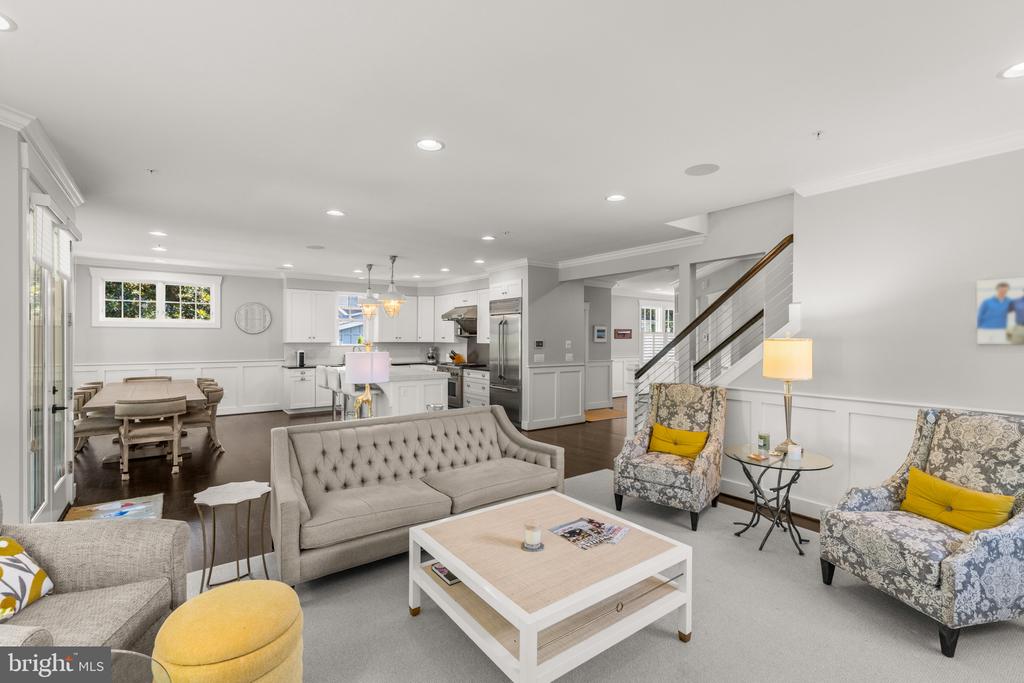 CHARMING RENOVATED EASTPORT CRAFTSMAN | 507 1ST STREET