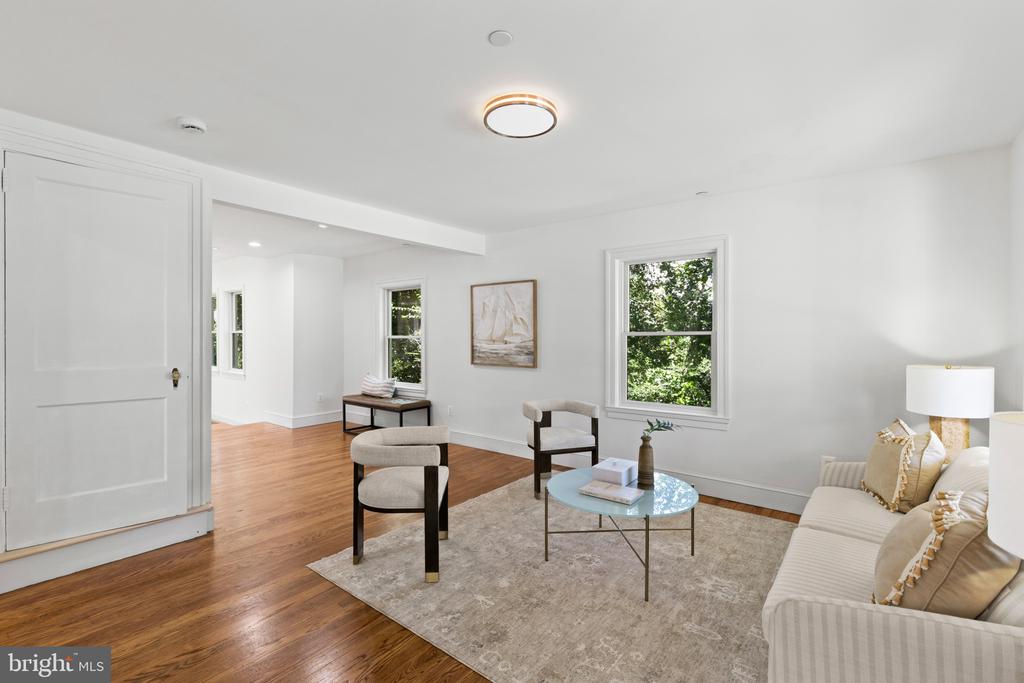 RENOVATED EASTPORT COTTAGE | 400 JEFFERSON STREET