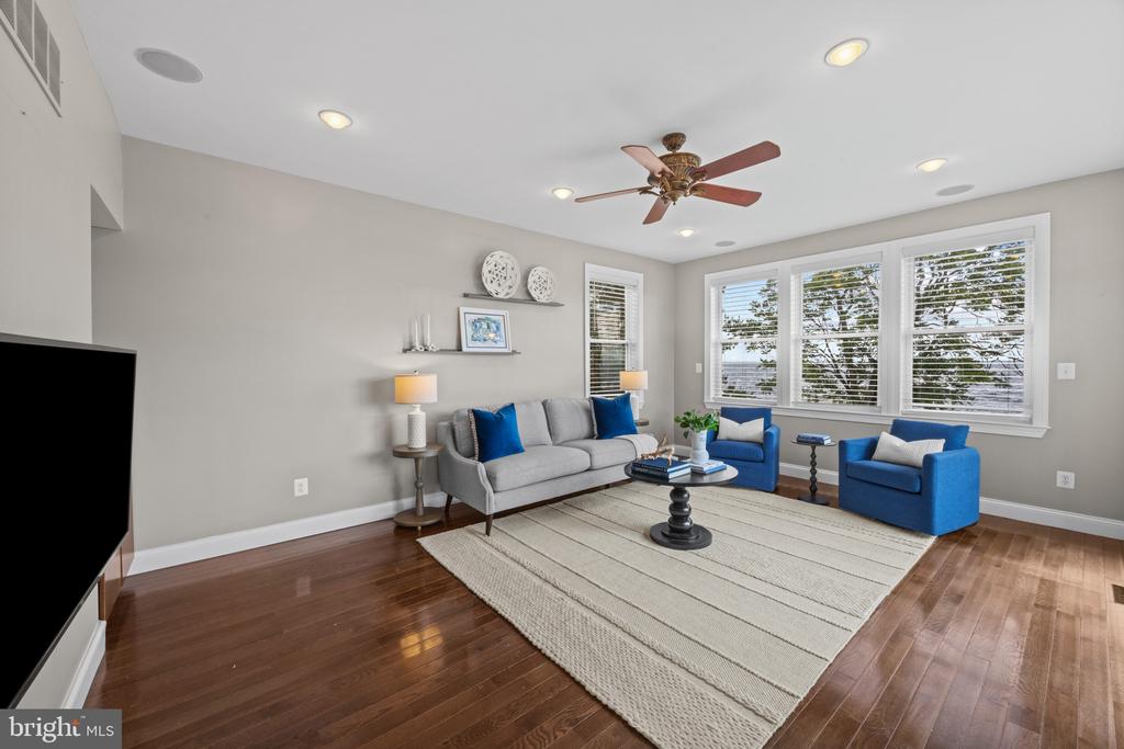 CHESAPEAKE BAY WATERFRONT HOME | 2260 LAKE DRIVE