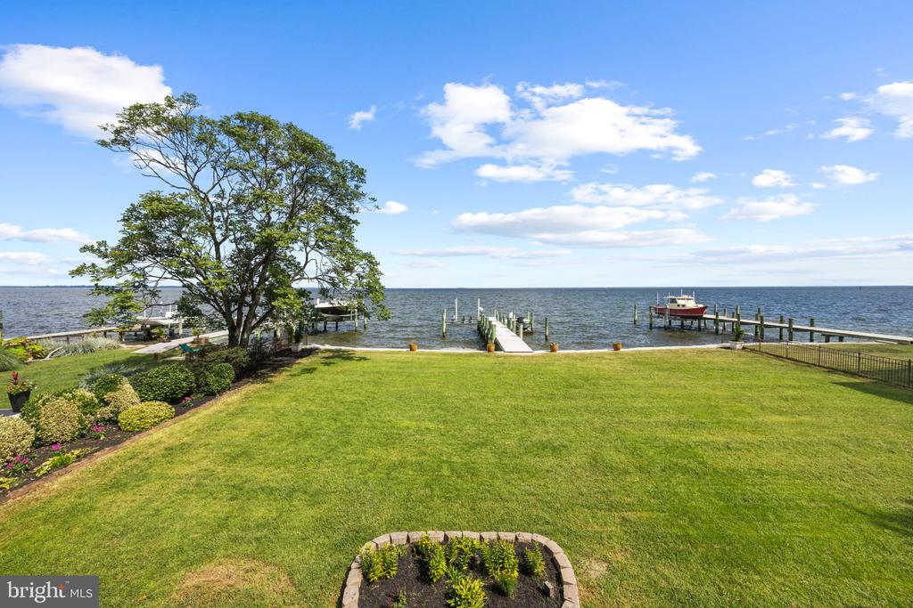 CHESAPEAKE BAY WATERFRONT HOME | 2260 LAKE DRIVE