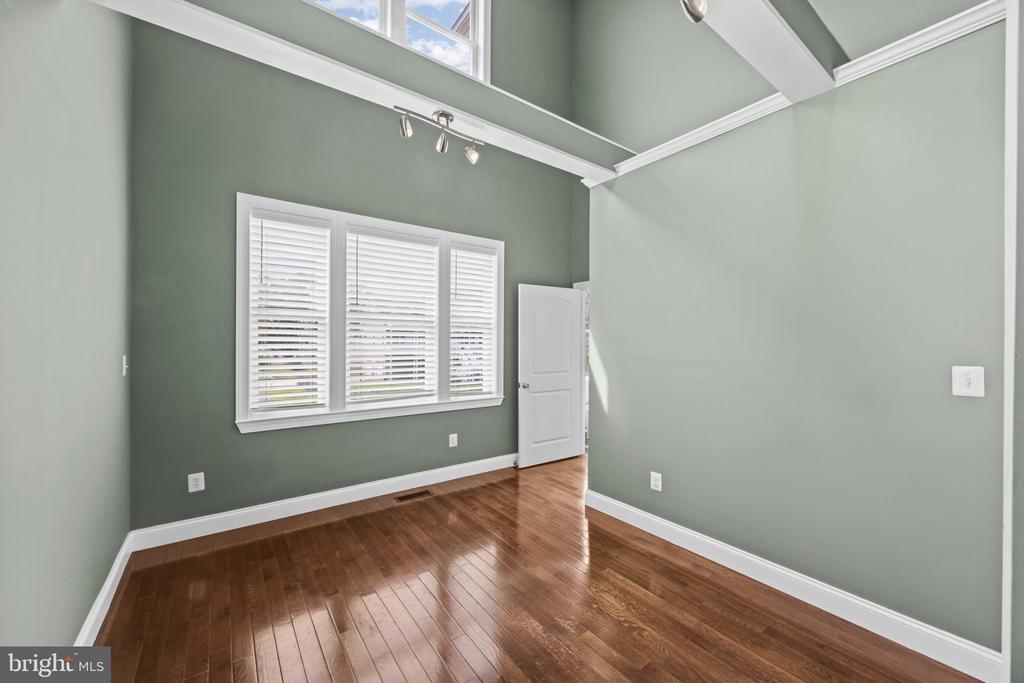 CHESAPEAKE BAY WATERFRONT HOME | 2260 LAKE DRIVE