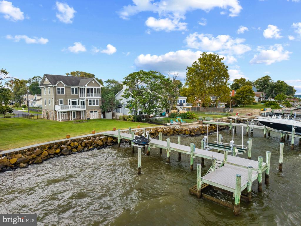 CHESAPEAKE BAY WATERFRONT HOME | 2260 LAKE DRIVE