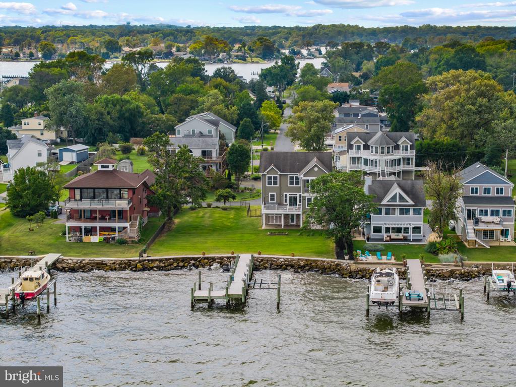 CHESAPEAKE BAY WATERFRONT HOME | 2260 LAKE DRIVE