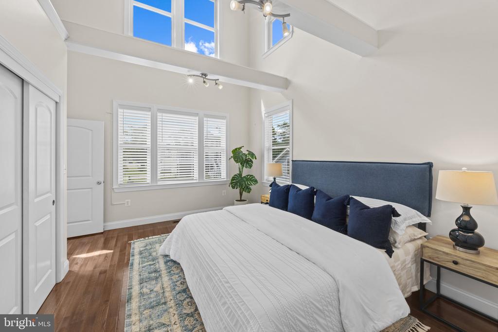 CHESAPEAKE BAY WATERFRONT HOME | 2260 LAKE DRIVE