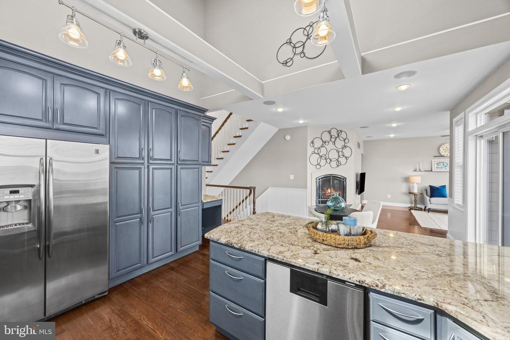 CHESAPEAKE BAY WATERFRONT HOME | 2260 LAKE DRIVE