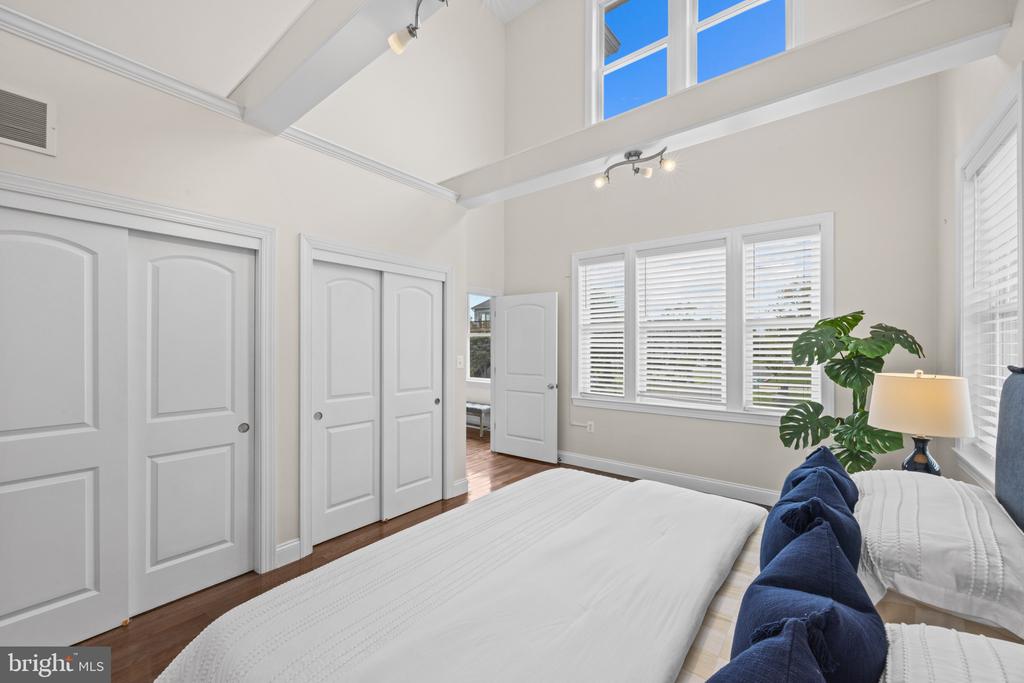 CHESAPEAKE BAY WATERFRONT HOME | 2260 LAKE DRIVE