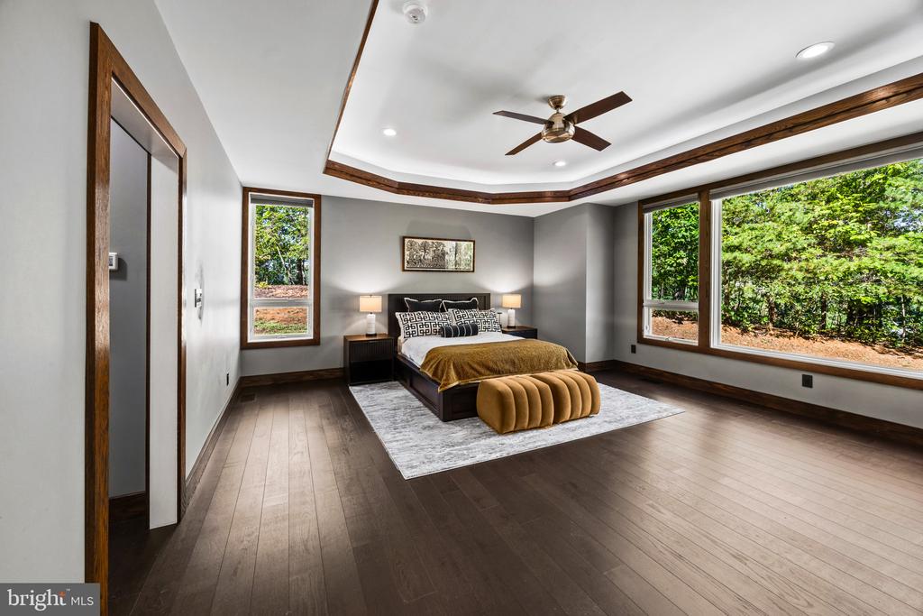 LUXURY ANNAPOLIS WATERFRONT HOME - LUCE CREEK | 1800 RIVER WATCH LANE