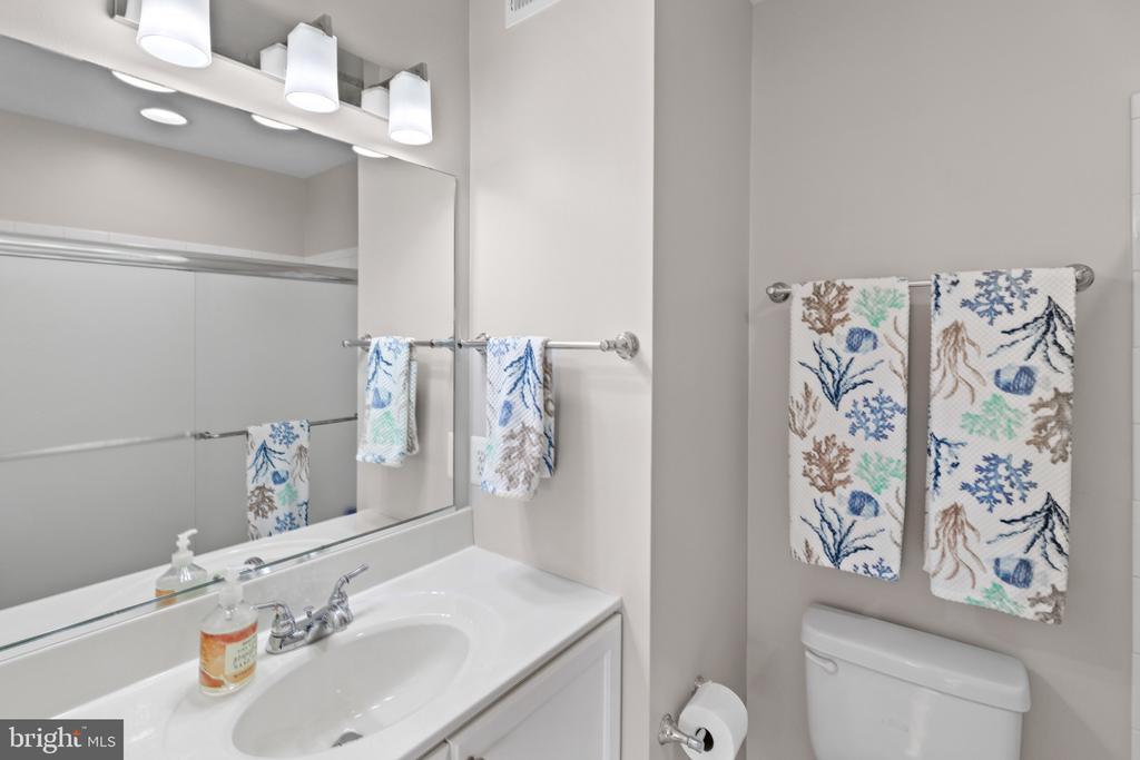 EASTPORT HOME WITH ROOFTOP DECK | 624 SECOND STREET