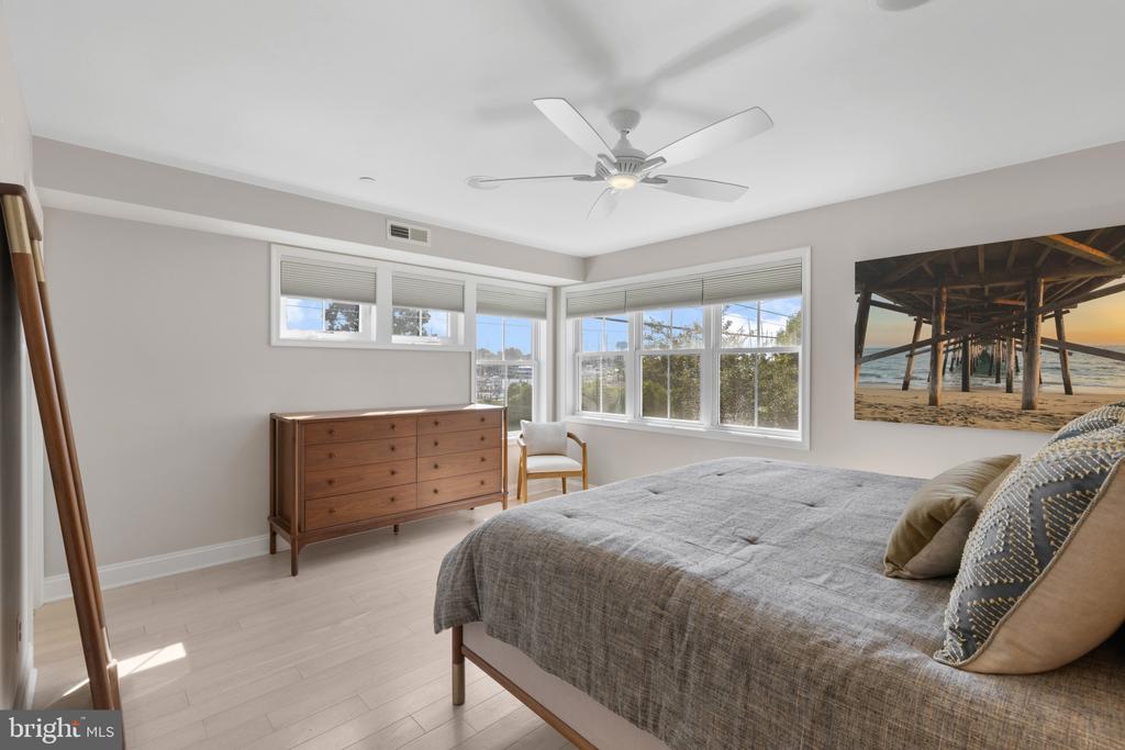 EASTPORT HOME WITH ROOFTOP DECK | 624 SECOND STREET