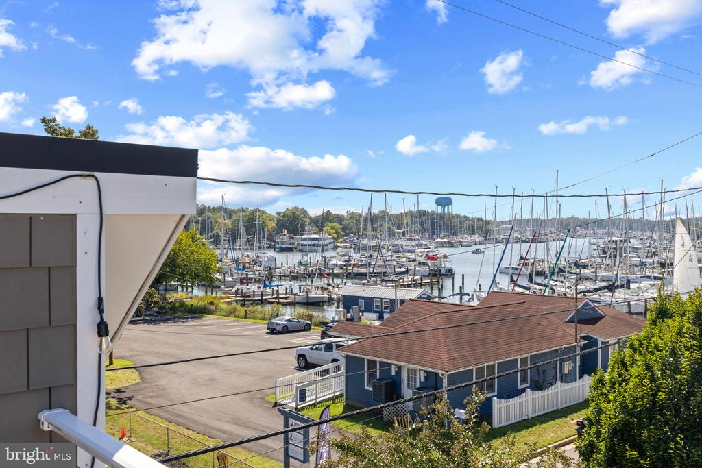 EASTPORT HOME WITH ROOFTOP DECK | 624 SECOND STREET