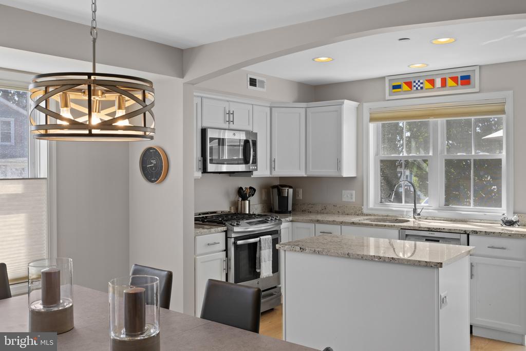 EASTPORT HOME WITH ROOFTOP DECK | 624 SECOND STREET