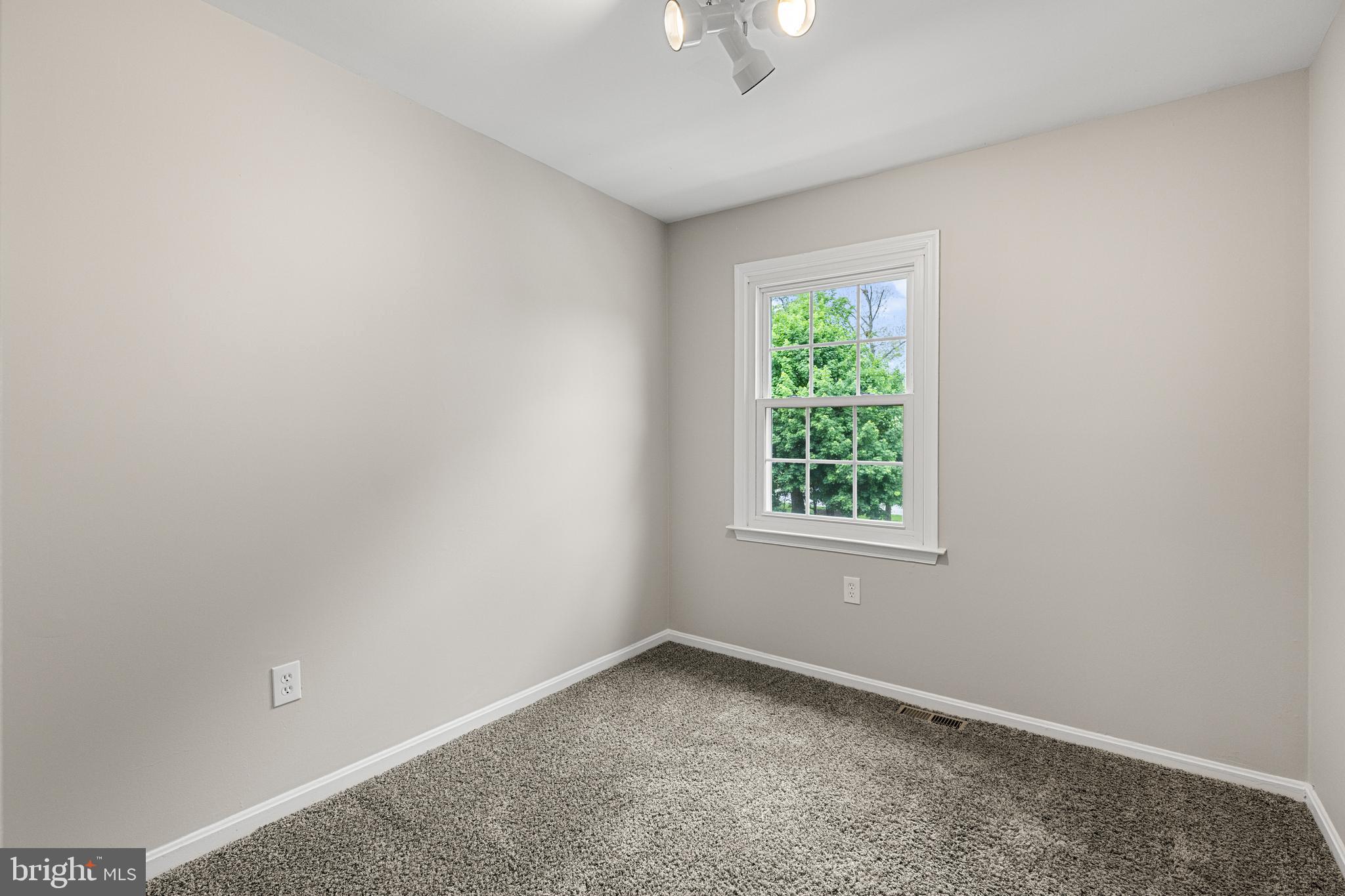61 CHERRYWOOD COURT