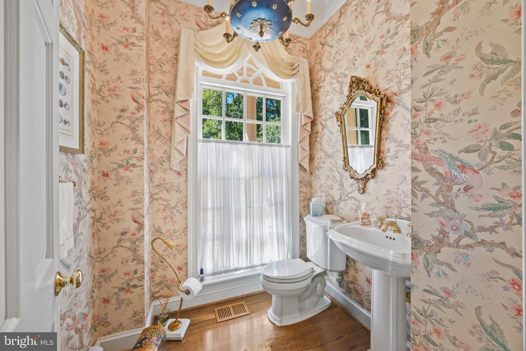 A HISTORIC CHESAPEAKE BAY WATERFRONT, 20 ACRE ESTATE | 4525 CAMP ROOSEVELT DRIVE
