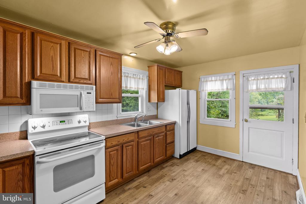 BRICK RANCHER IN FREDERICK | 7229 BOWERS ROAD