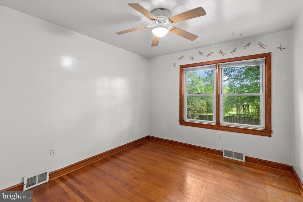 BRICK RANCHER IN FREDERICK | 7229 BOWERS ROAD