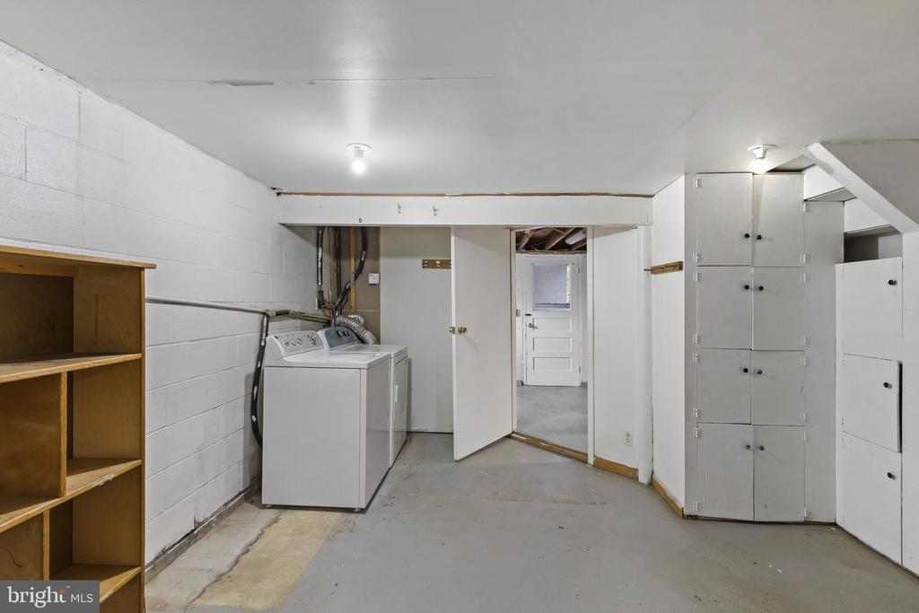 BRICK RANCHER IN FREDERICK | 7229 BOWERS ROAD
