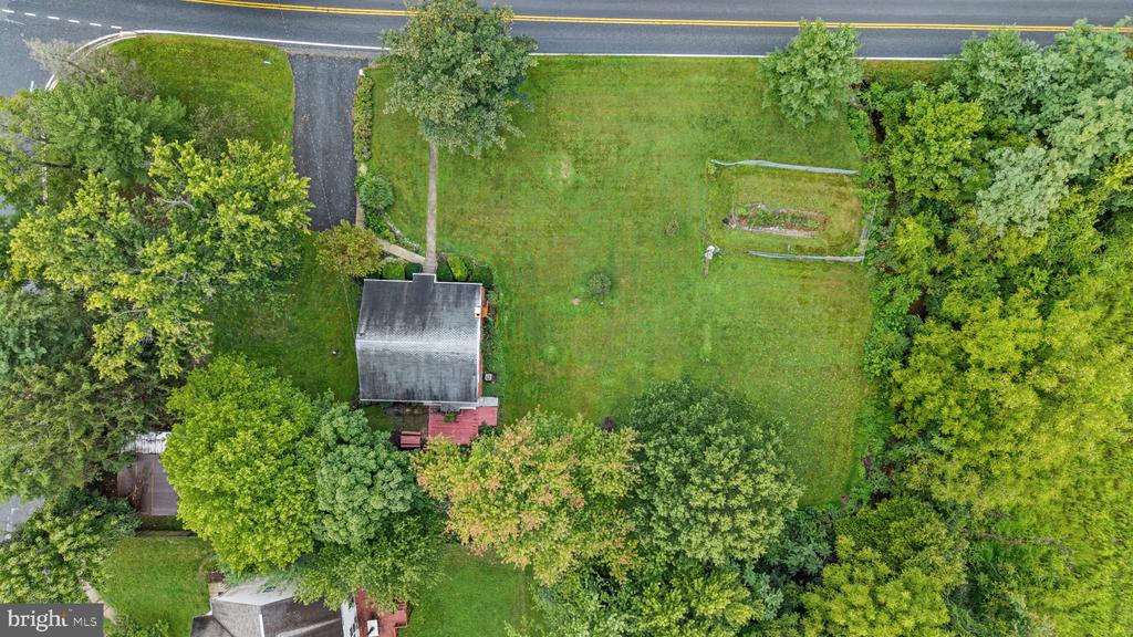 BRICK RANCHER IN FREDERICK | 7229 BOWERS ROAD