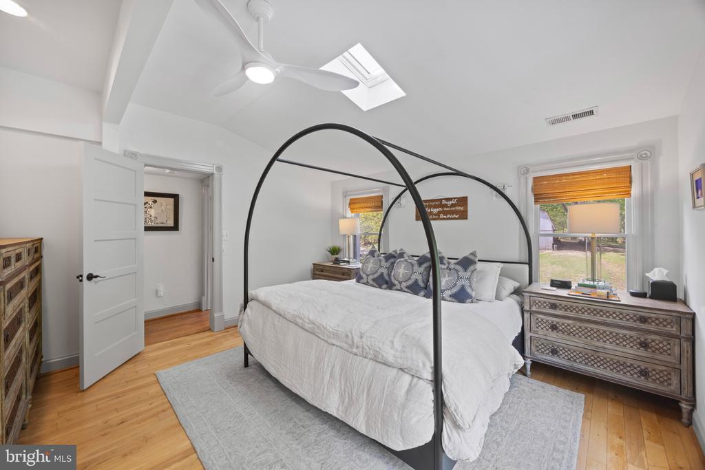 14401 WINDY OAK CIRCLE