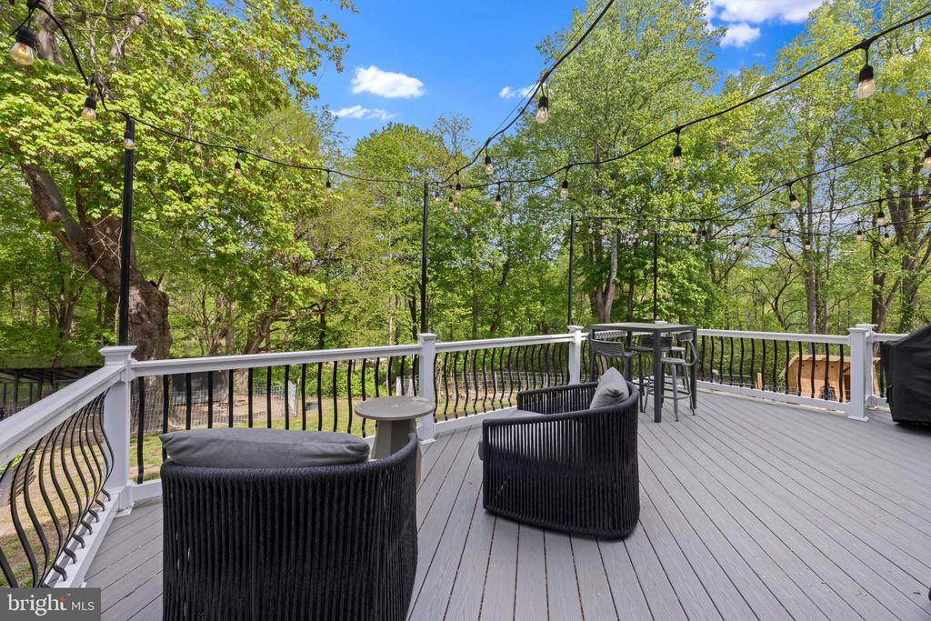 14401 WINDY OAK CIRCLE
