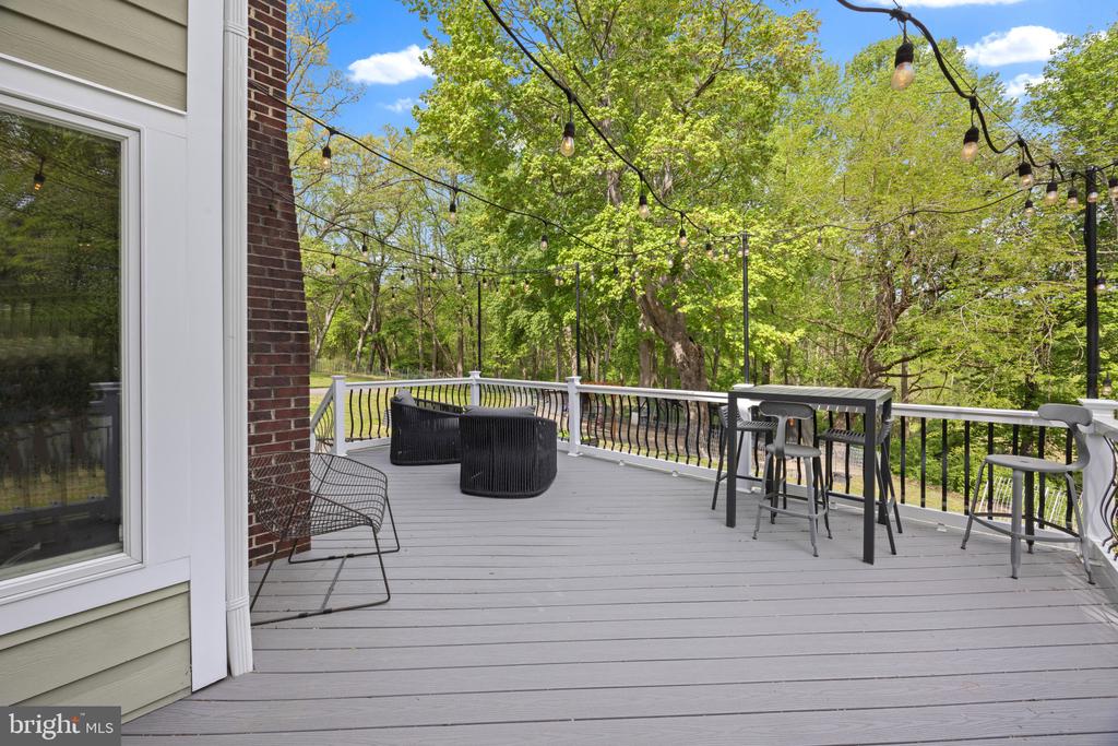 14401 WINDY OAK CIRCLE