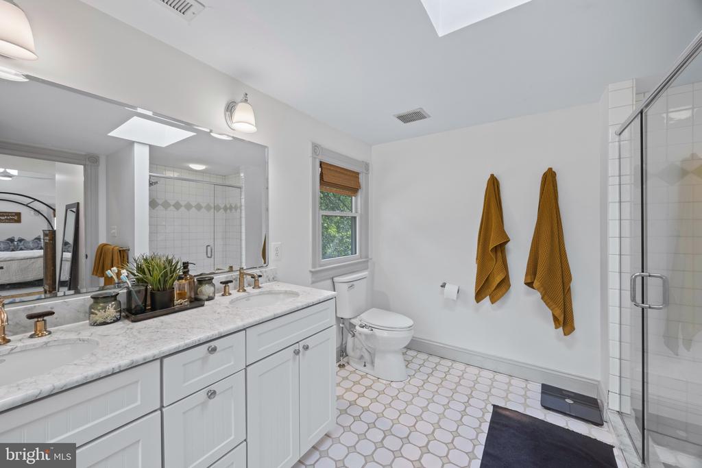 14401 WINDY OAK CIRCLE