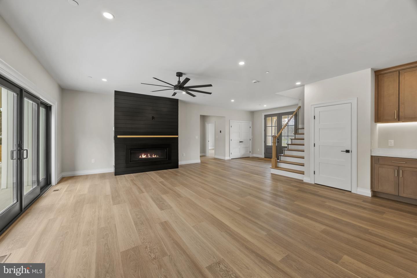 208 Tower Dr