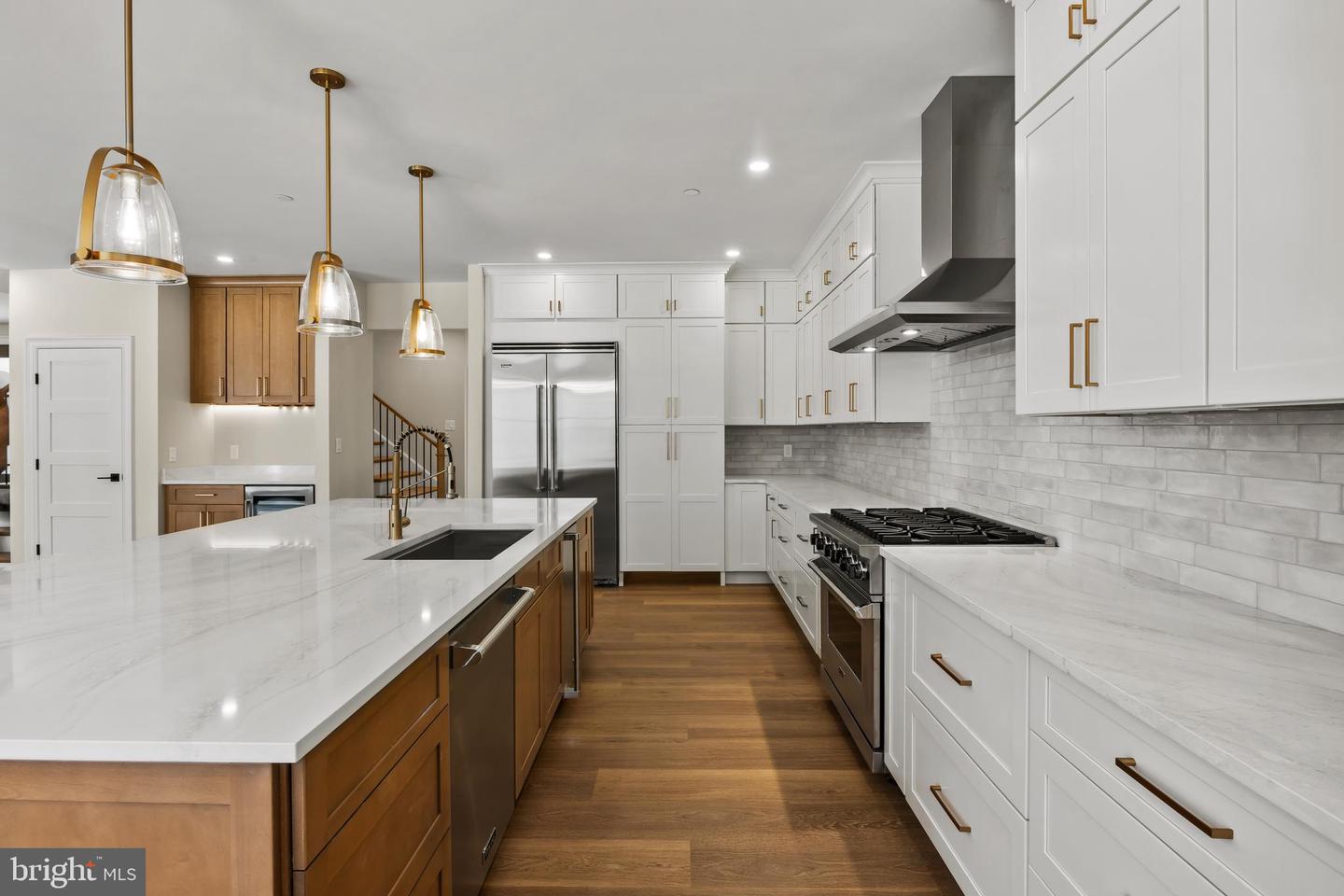 208 Tower Dr