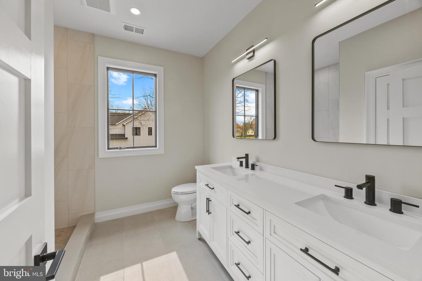 208 Tower Dr