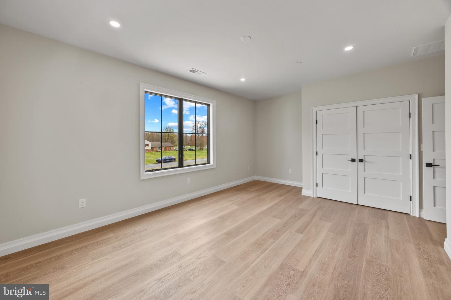 208 Tower Dr